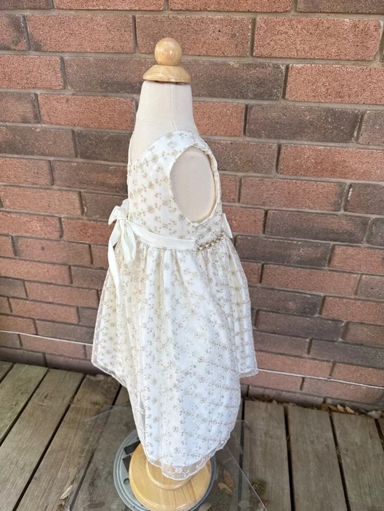 American Princess Cream Dress with Gold Lace Accents Size 4 - Picture 4 of 5
